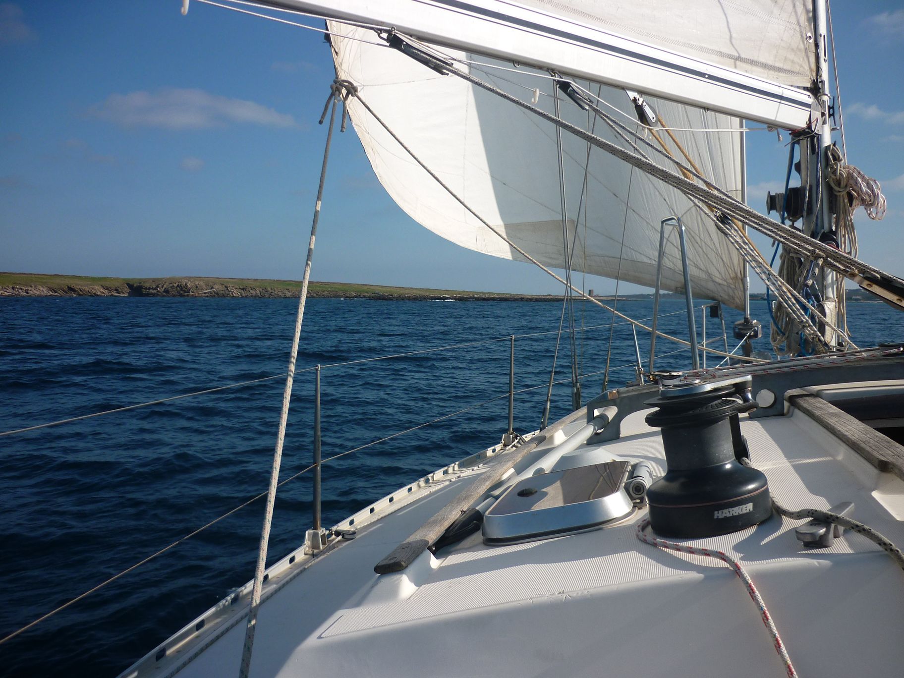 BARCA A VELA